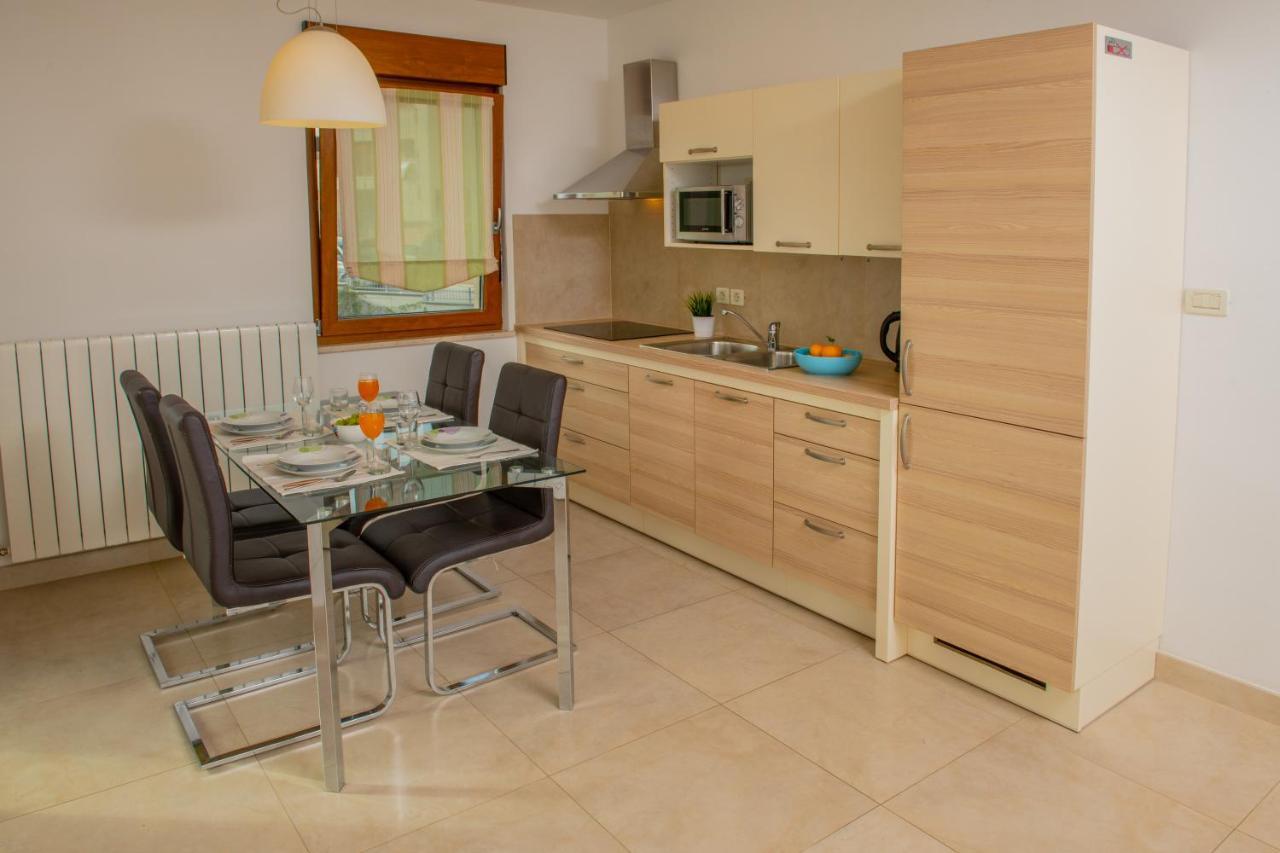 Apartments Oliva プレマントゥーラ エクステリア 写真
