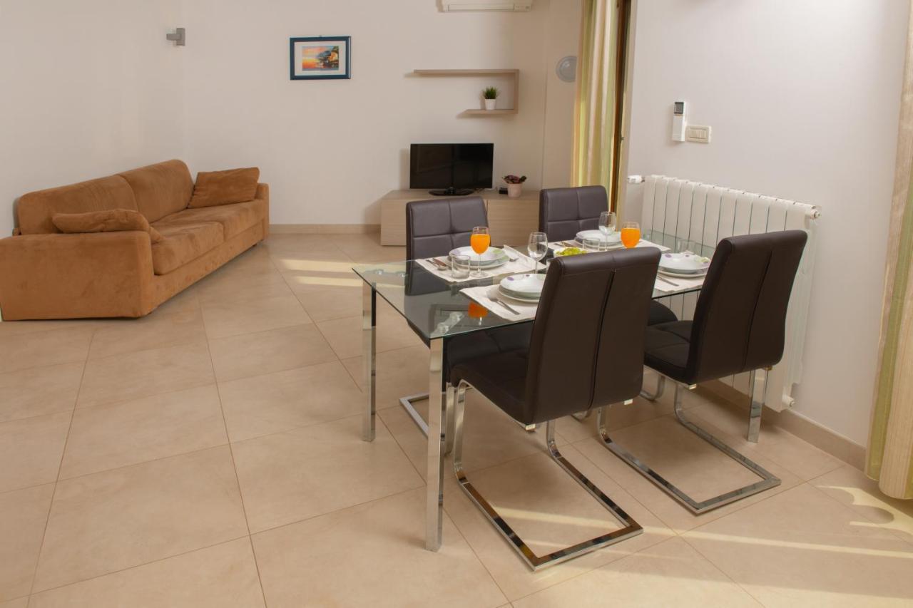 Apartments Oliva プレマントゥーラ エクステリア 写真