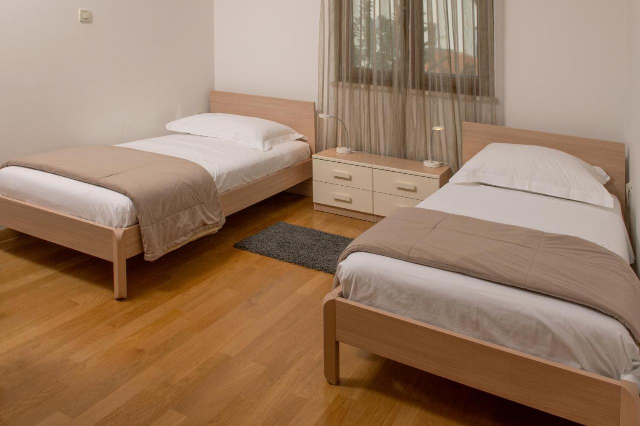 Apartments Oliva プレマントゥーラ エクステリア 写真