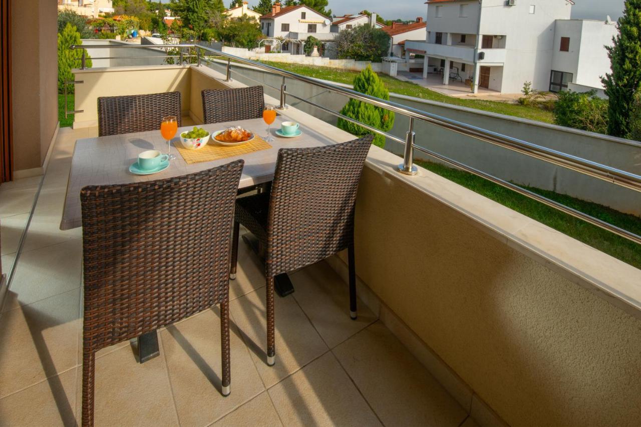 Apartments Oliva プレマントゥーラ エクステリア 写真