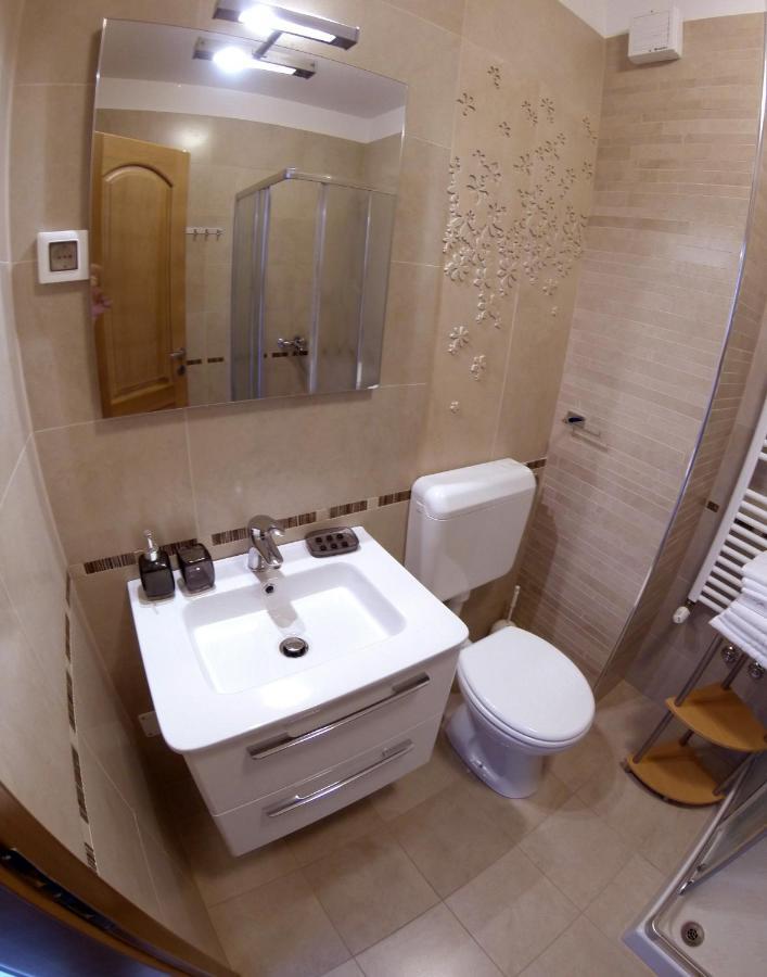 Apartments Oliva プレマントゥーラ 部屋 写真